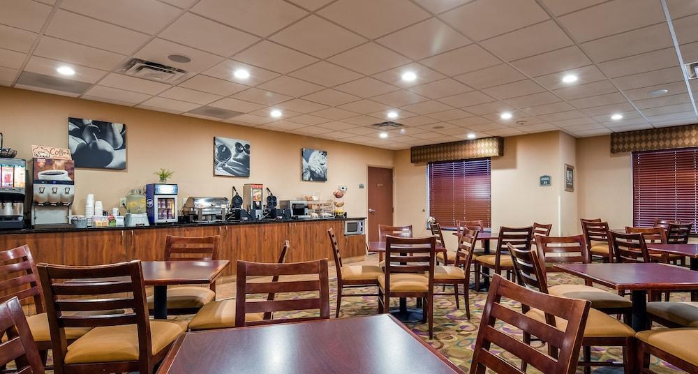 Best Western Plus Victor Inn & Suites Bagian luar foto