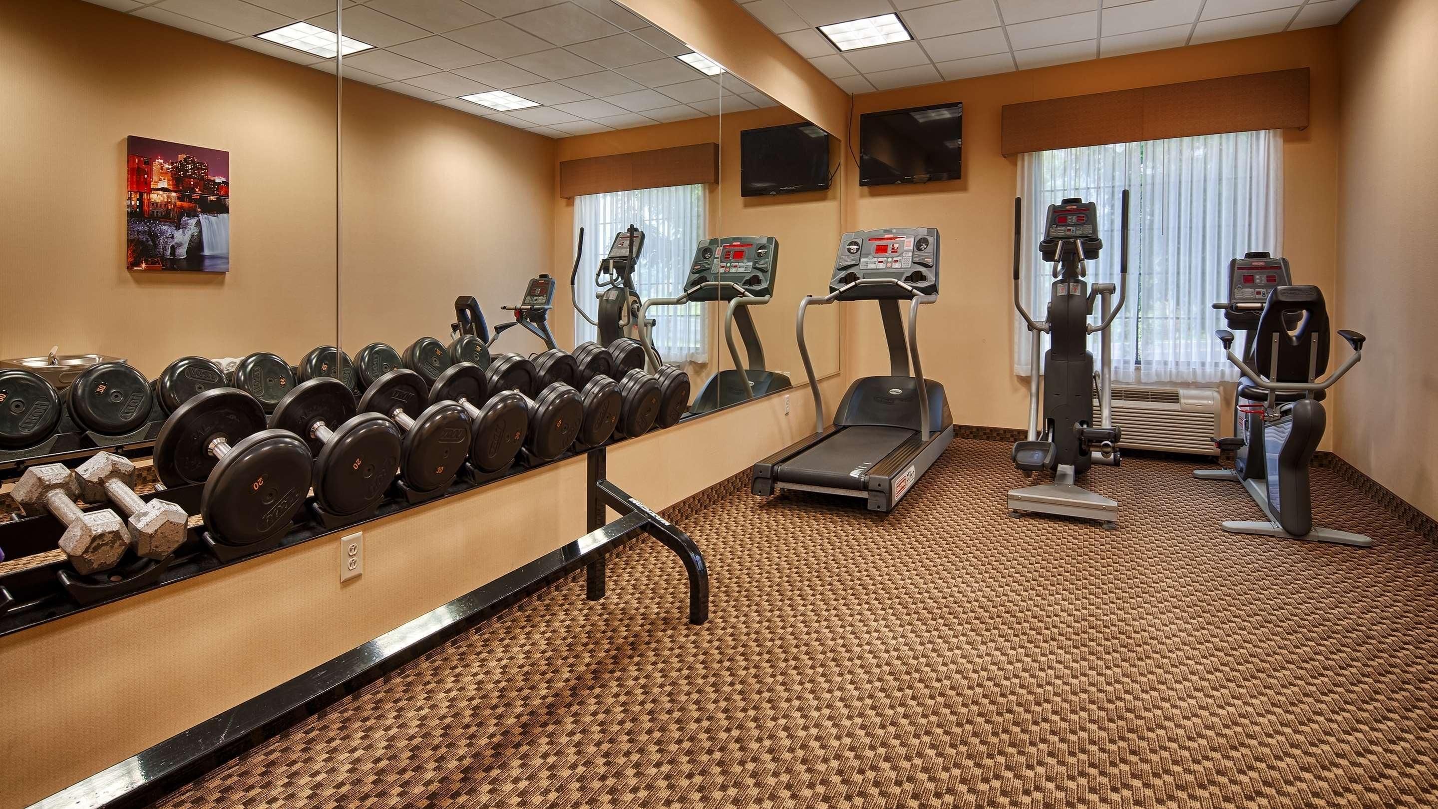 Best Western Plus Victor Inn & Suites Bagian luar foto