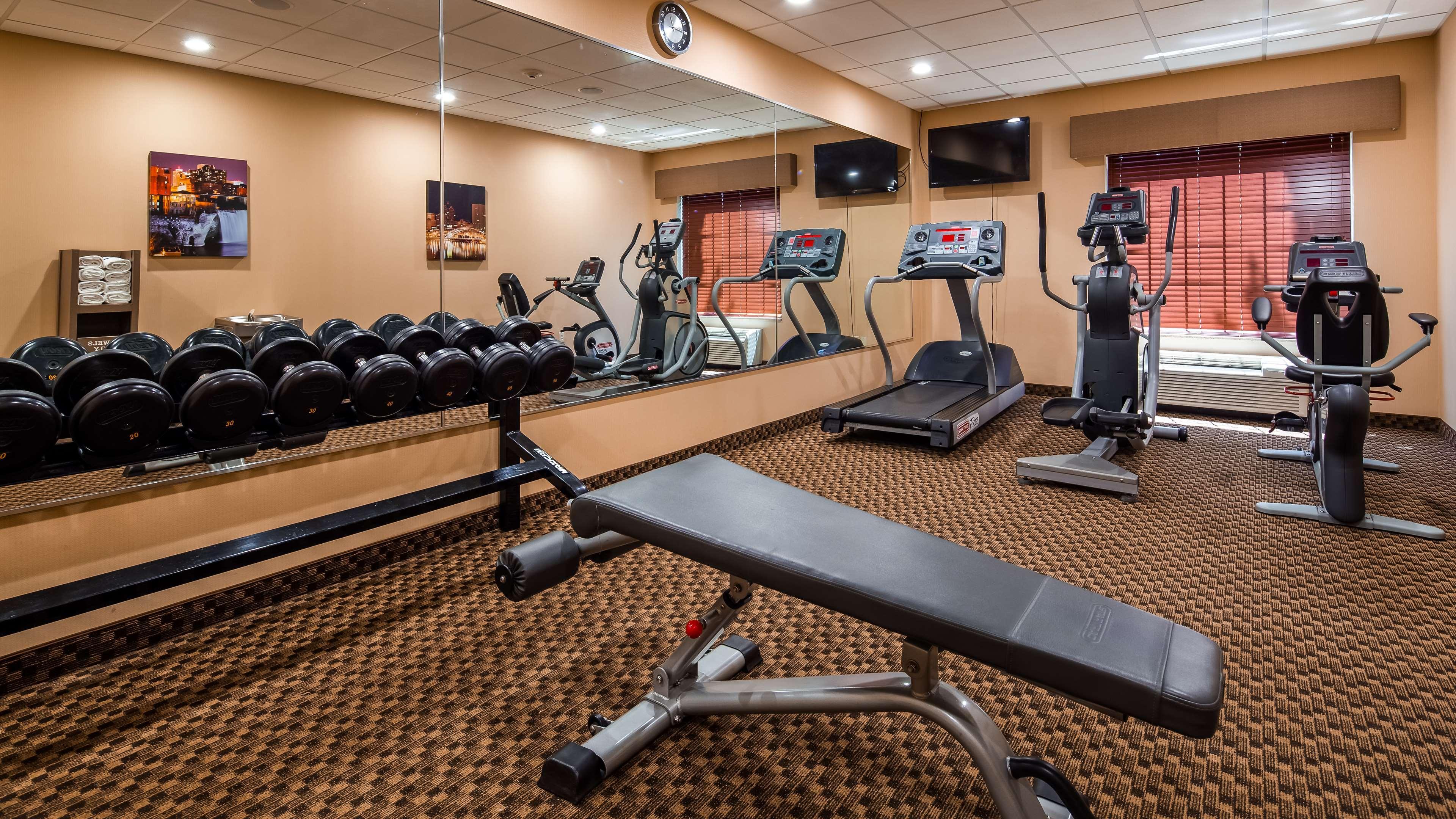 Best Western Plus Victor Inn & Suites Bagian luar foto