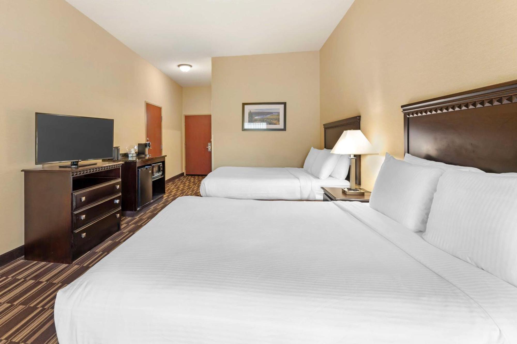 Best Western Plus Victor Inn & Suites Bagian luar foto