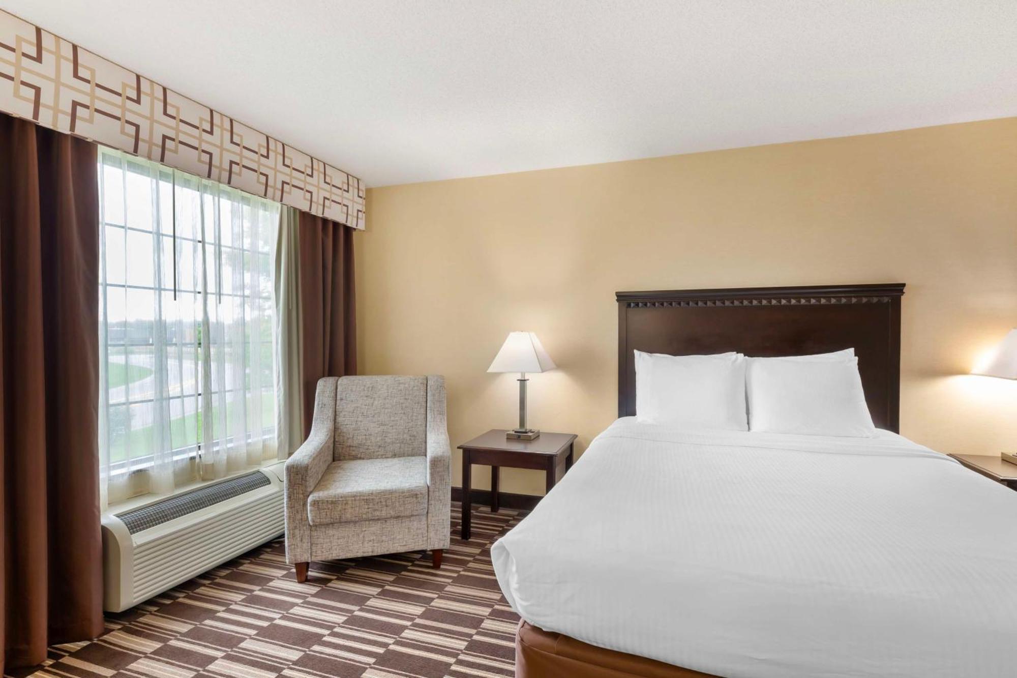 Best Western Plus Victor Inn & Suites Bagian luar foto