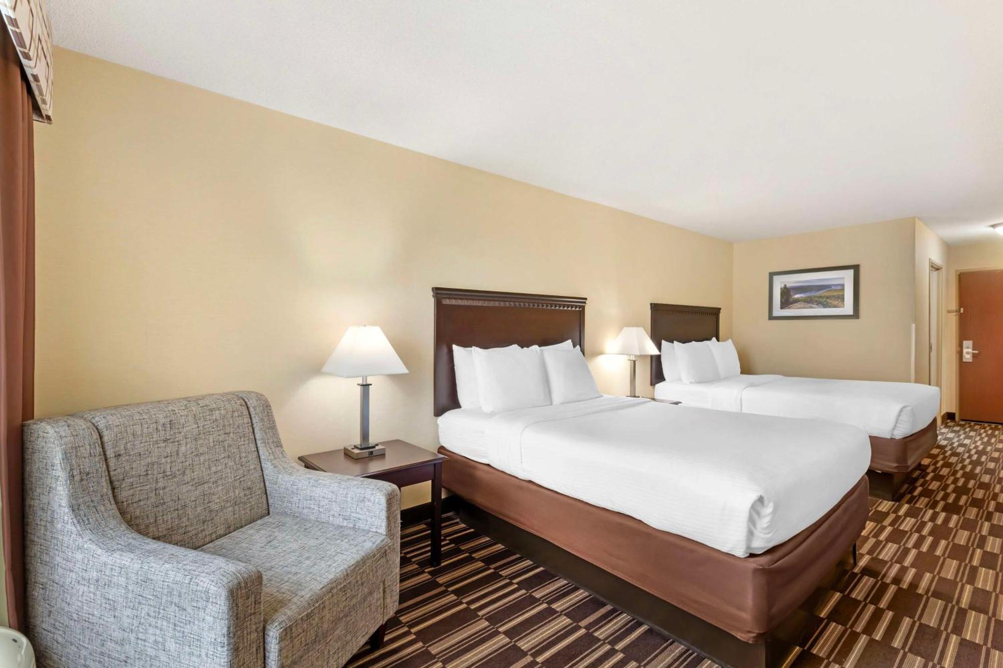 Best Western Plus Victor Inn & Suites Bagian luar foto