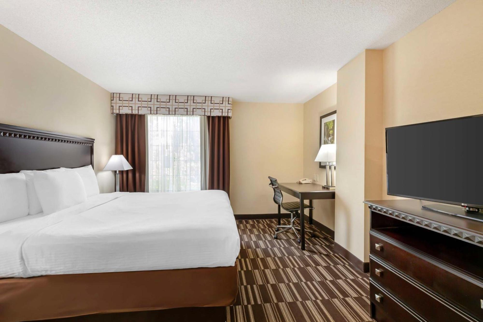 Best Western Plus Victor Inn & Suites Bagian luar foto